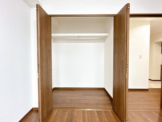 apartment 三重県四日市市西坂部町3800番地の1 1階