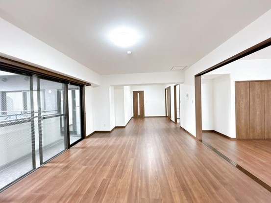 apartment 三重県四日市市西坂部町3800番地の1 1階