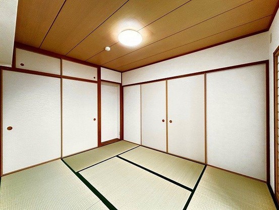 apartment 三重県四日市市西坂部町3800番地の1 1階