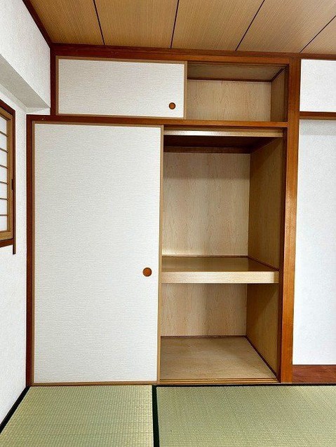 apartment 三重県四日市市西坂部町3800番地の1 1階
