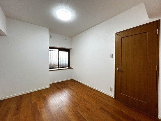 apartment 三重県四日市市西坂部町3800番地の1 1階