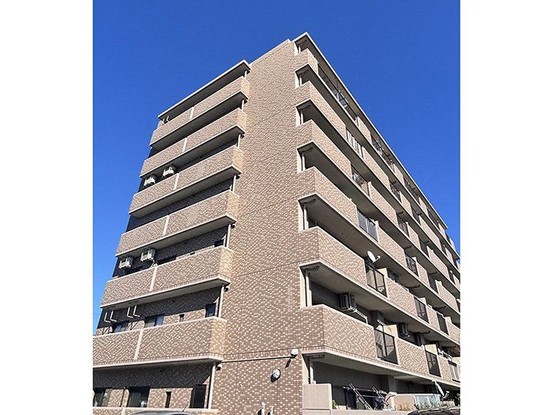 apartment 三重県四日市市西坂部町3800番地の1 1階
