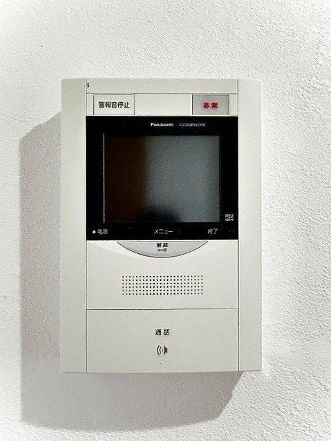 apartment 三重県四日市市西坂部町3800番地の1 1階