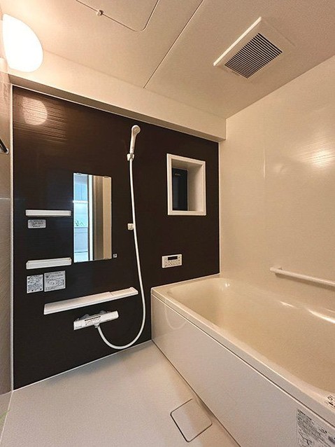 apartment 三重県四日市市西坂部町3800番地の1 1階