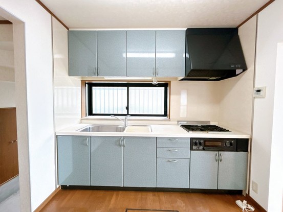 detached 三重県四日市市西坂部町3800番地の1 1階