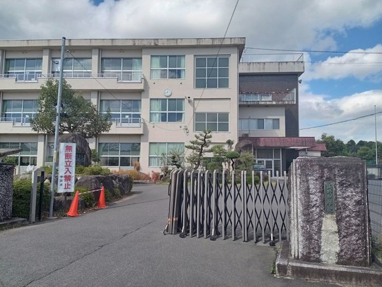 detached 三重県四日市市西坂部町3800番地の1 1階