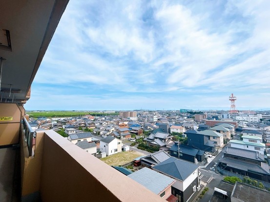 apartment 三重県四日市市西坂部町3800番地の1 1階