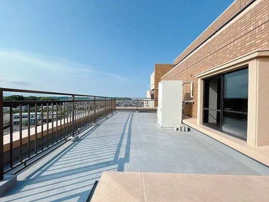apartment 三重県四日市市西坂部町3800番地の1 1階