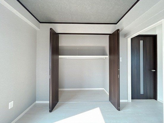 apartment 三重県四日市市西坂部町3800番地の1 1階