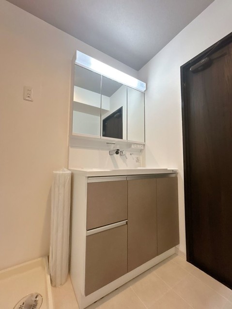 apartment 三重県四日市市西坂部町3800番地の1 1階