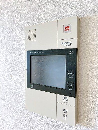 apartment 三重県四日市市西坂部町3800番地の1 1階