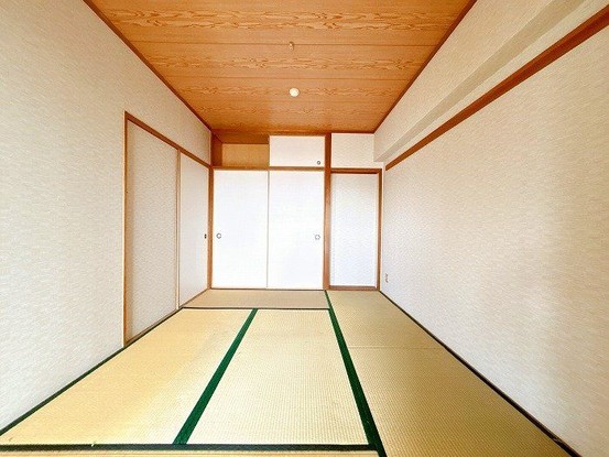 apartment 三重県四日市市西坂部町3800番地の1 1階