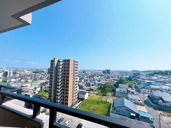 apartment 三重県四日市市西坂部町3800番地の1 1階