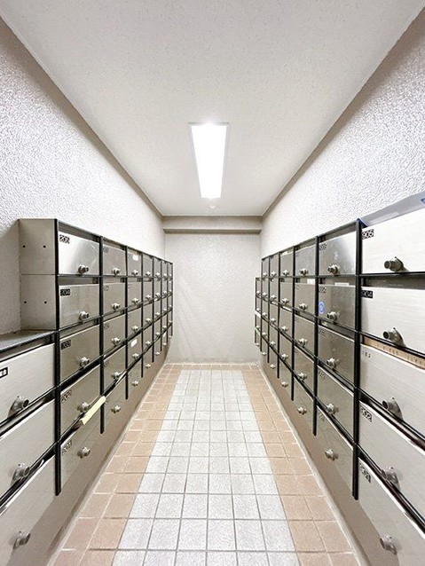apartment 三重県四日市市西坂部町3800番地の1 1階