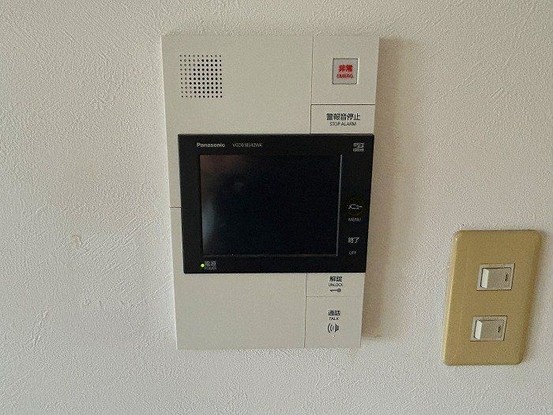 apartment 三重県四日市市西坂部町3800番地の1 1階