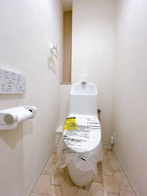 apartment 三重県四日市市西坂部町3800番地の1 1階