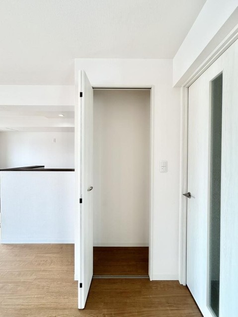 apartment 北海道札幌市白石区北郷一条１丁目5番13号