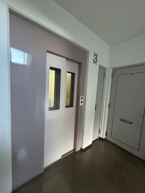 apartment 北海道札幌市白石区北郷一条１丁目5番13号