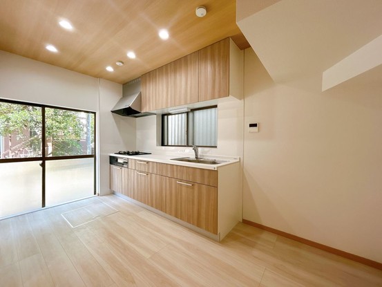 townhouse 愛知県名古屋市名東区本郷３丁目5番地 グロウバルビル2階 2C号室