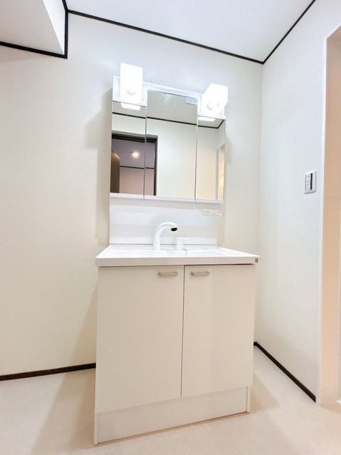 townhouse 愛知県名古屋市名東区本郷３丁目5番地 グロウバルビル2階 2C号室