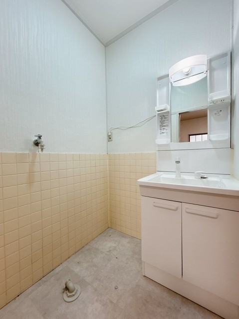apartment 愛知県名古屋市名東区本郷３丁目5番地 グロウバルビル2階 2C号室