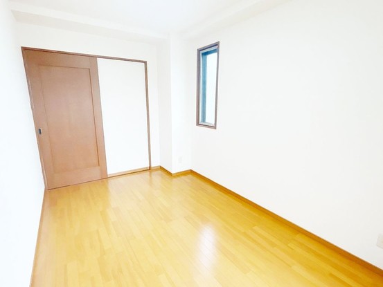 apartment 福井県敦賀市平和町37-6 山田ビル 1階A号室