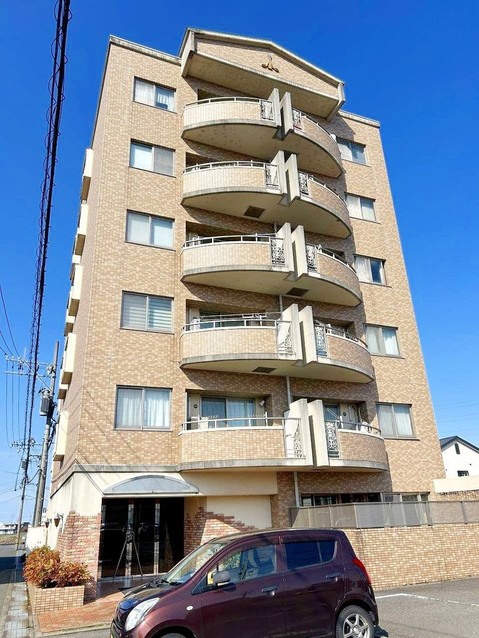 apartment 福井県敦賀市平和町37-6 山田ビル 1階A号室