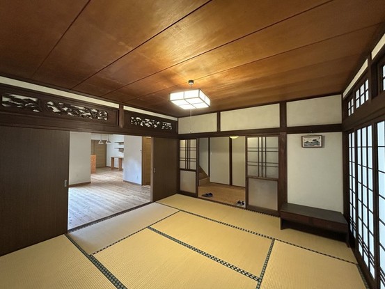 townhouse 兵庫県宝塚市泉町24-13 ジャルダン宝塚六番館 201号室