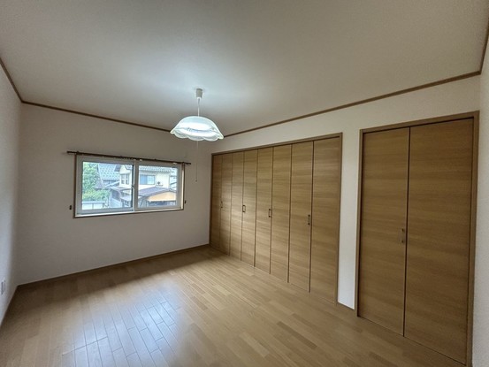 townhouse 兵庫県宝塚市泉町24-13 ジャルダン宝塚六番館 201号室