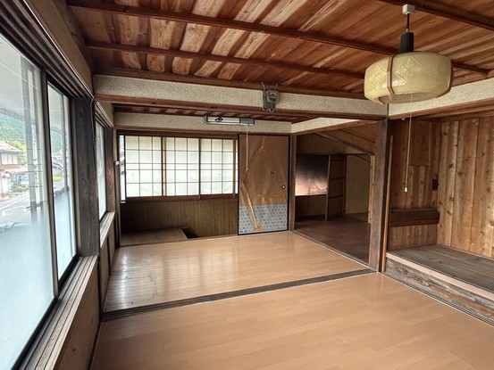 detached 広島県広島市安佐南区東野１丁目18-21