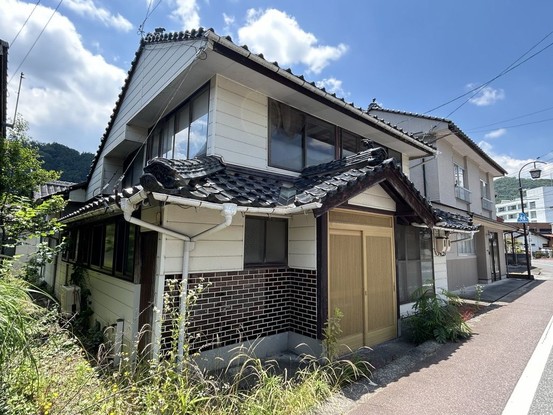 detached 広島県広島市安佐南区東野１丁目18-21