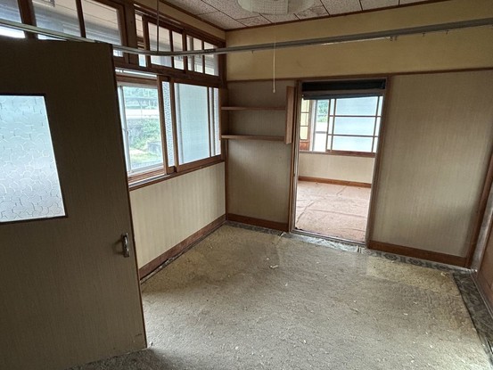 commercial 広島県広島市安佐南区東野１丁目18-21