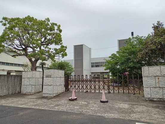 detached 香川県綾歌郡宇多津町岩屋
地図を見る