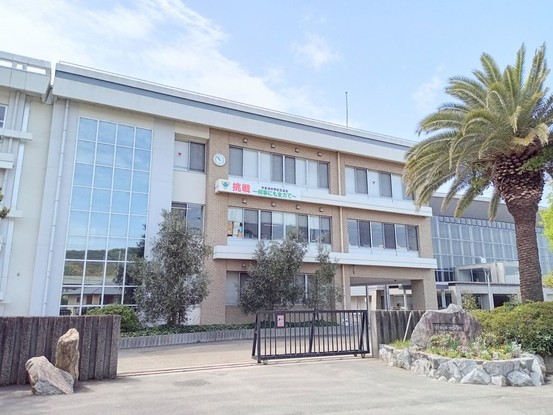 detached 香川県綾歌郡宇多津町岩屋
地図を見る