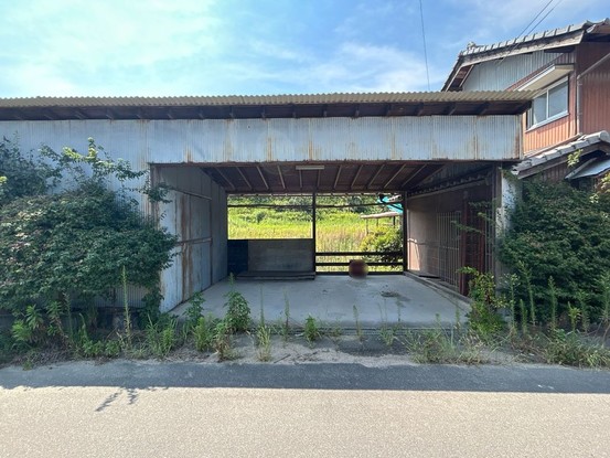 detached 香川県さぬき市寒川町石田西
地図を見る