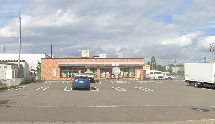 detached 北海道苫小牧市緑町１丁目22番2号 緑町事務所・店舗（向かって左側）