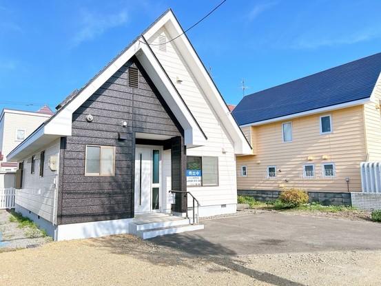 detached 北海道苫小牧市緑町１丁目22番2号 緑町事務所・店舗（向かって左側）