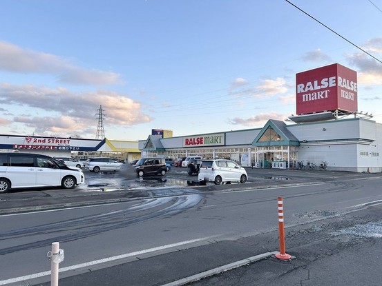 detached 北海道苫小牧市緑町１丁目22番2号 緑町事務所・店舗（向かって左側）