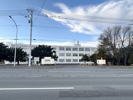 detached 北海道苫小牧市緑町１丁目22番2号 緑町事務所・店舗（向かって左側）