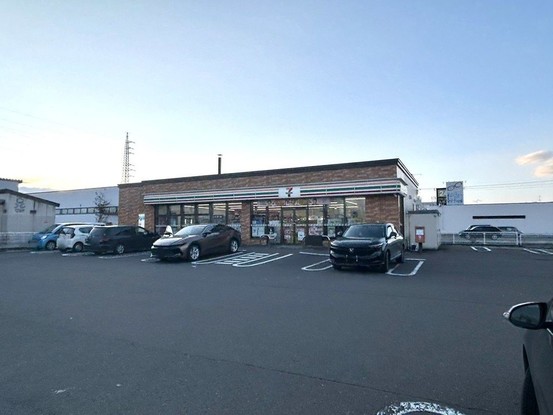 detached 北海道苫小牧市緑町１丁目22番2号 緑町事務所・店舗（向かって左側）