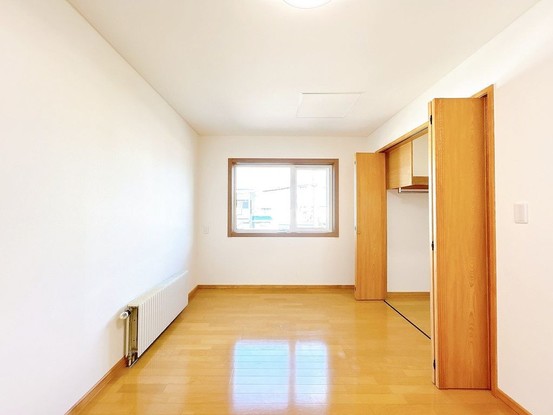 detached 北海道苫小牧市緑町１丁目22番2号 緑町事務所・店舗（向かって左側）