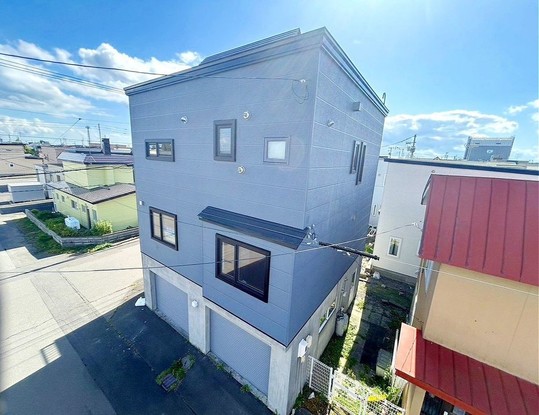 detached 北海道苫小牧市緑町１丁目22番2号 緑町事務所・店舗（向かって左側）