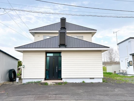 detached 北海道苫小牧市緑町１丁目22番2号 緑町事務所・店舗（向かって左側）