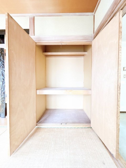 detached 北海道苫小牧市緑町１丁目22番2号 緑町事務所・店舗（向かって左側）