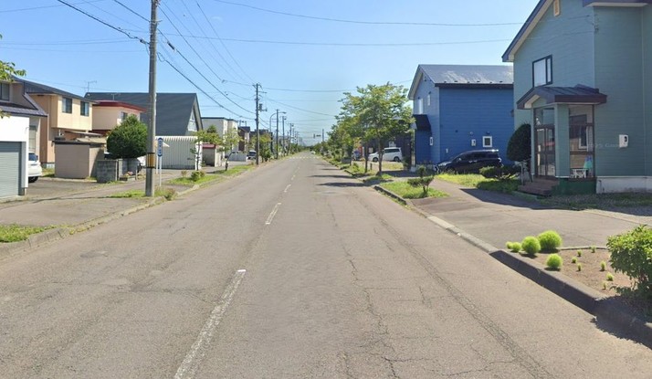 detached 北海道苫小牧市緑町１丁目22番2号 緑町事務所・店舗（向かって左側）