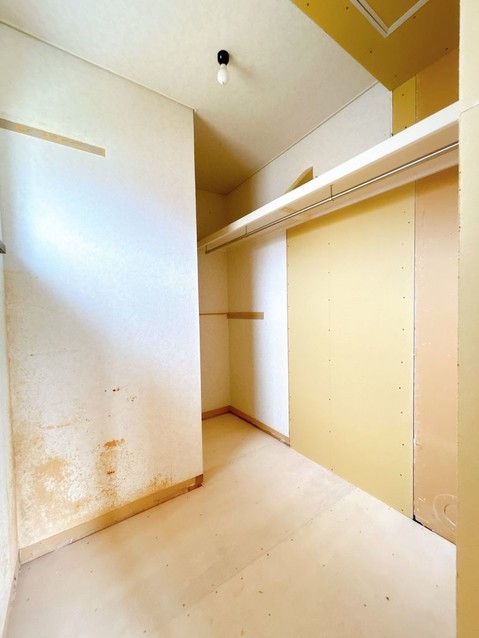 detached 北海道苫小牧市緑町１丁目22番2号 緑町事務所・店舗（向かって左側）