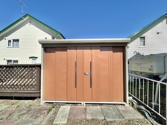 detached 北海道苫小牧市緑町１丁目22番2号 緑町事務所・店舗（向かって左側）