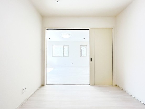 detached 北海道苫小牧市緑町１丁目22番2号 緑町事務所・店舗（向かって左側）