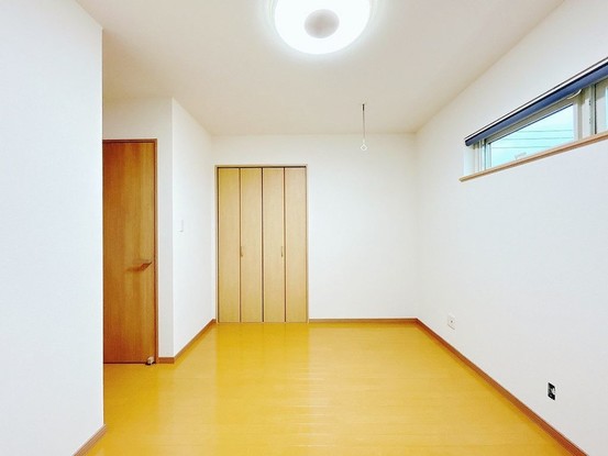 detached 北海道苫小牧市緑町１丁目22番2号 緑町事務所・店舗（向かって左側）