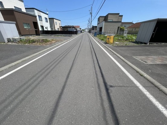 detached 北海道苫小牧市緑町１丁目22番2号 緑町事務所・店舗（向かって左側）
